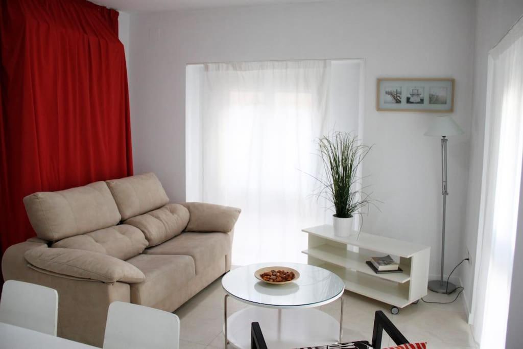 Cosy Apartment / Literally At The Foot Of Alhambra Granada Luaran gambar