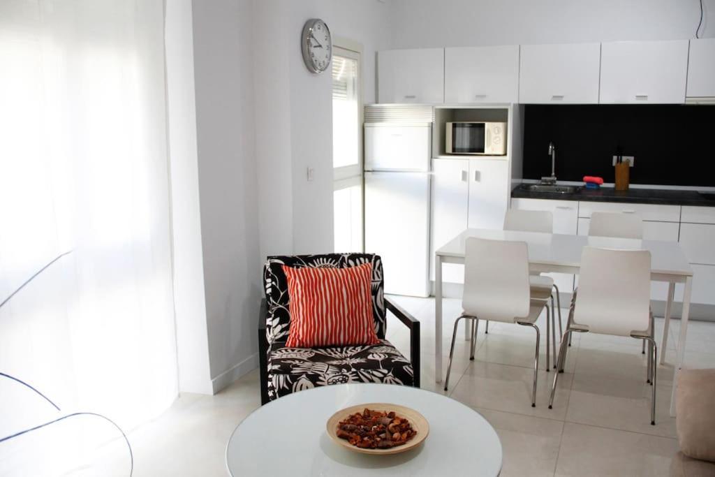 Cosy Apartment / Literally At The Foot Of Alhambra Granada Luaran gambar